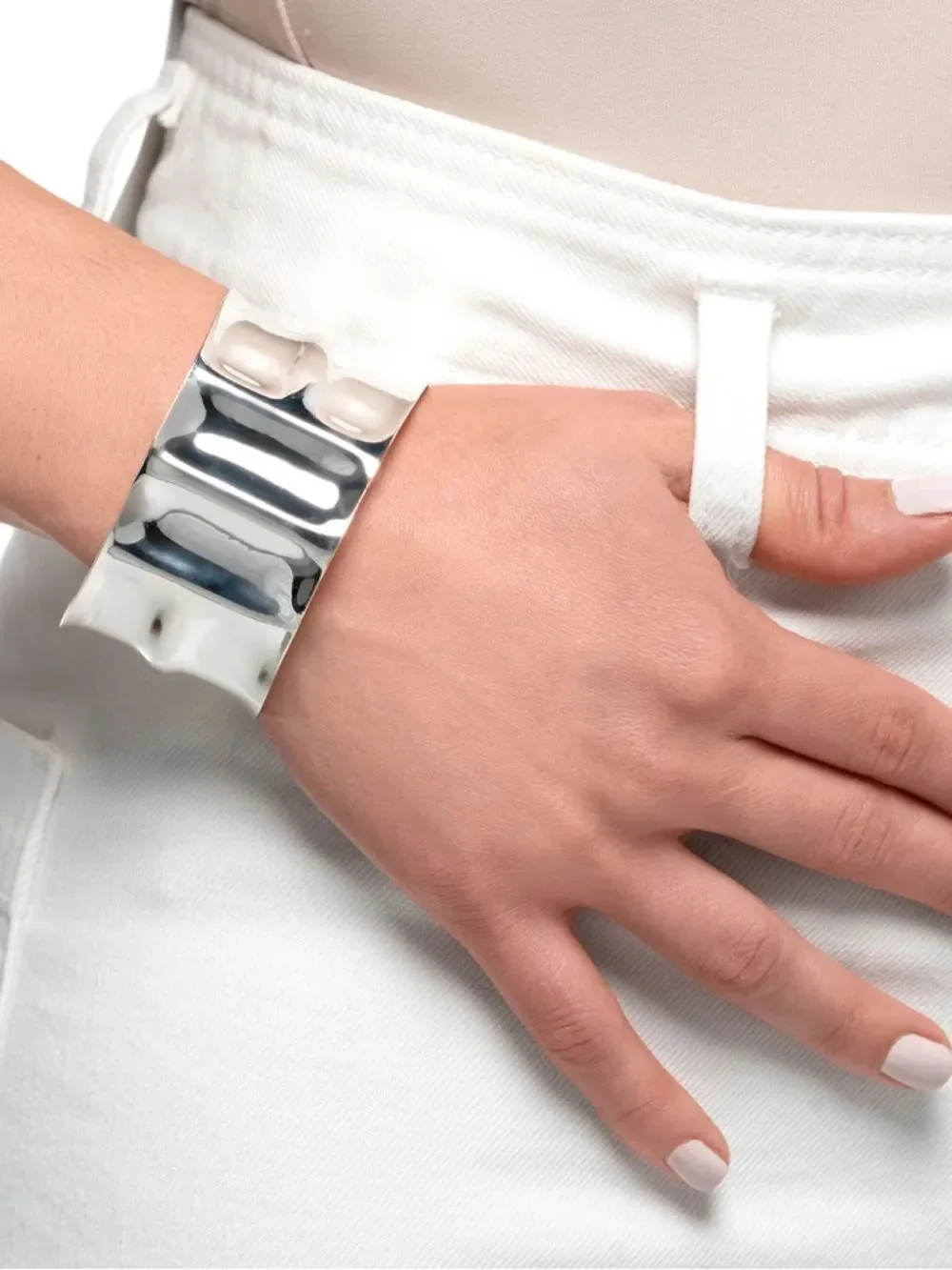 Sculpted Metallic Cuff Bracelet in Silver
